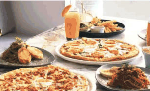 Pizzas, pasta and drinks served at Café Mezzo