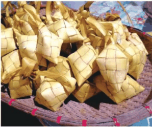 Woven puso rice delicacies
