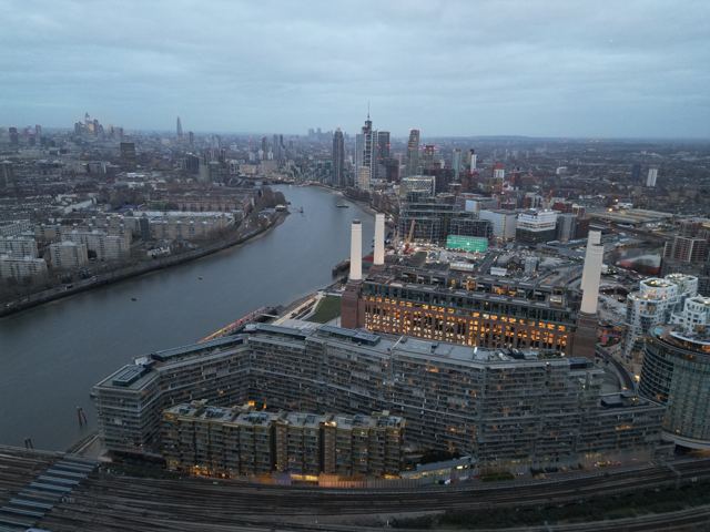 Thames at Battersea, drone photo, Jan 2023
